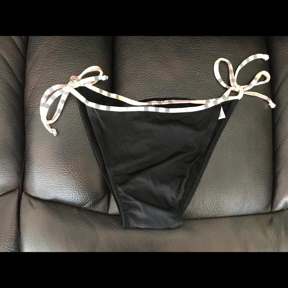 Bikini bottom - Picture 1 of 3